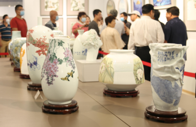视觉盛宴!海南省博物馆展出当代名家陶瓷工艺品